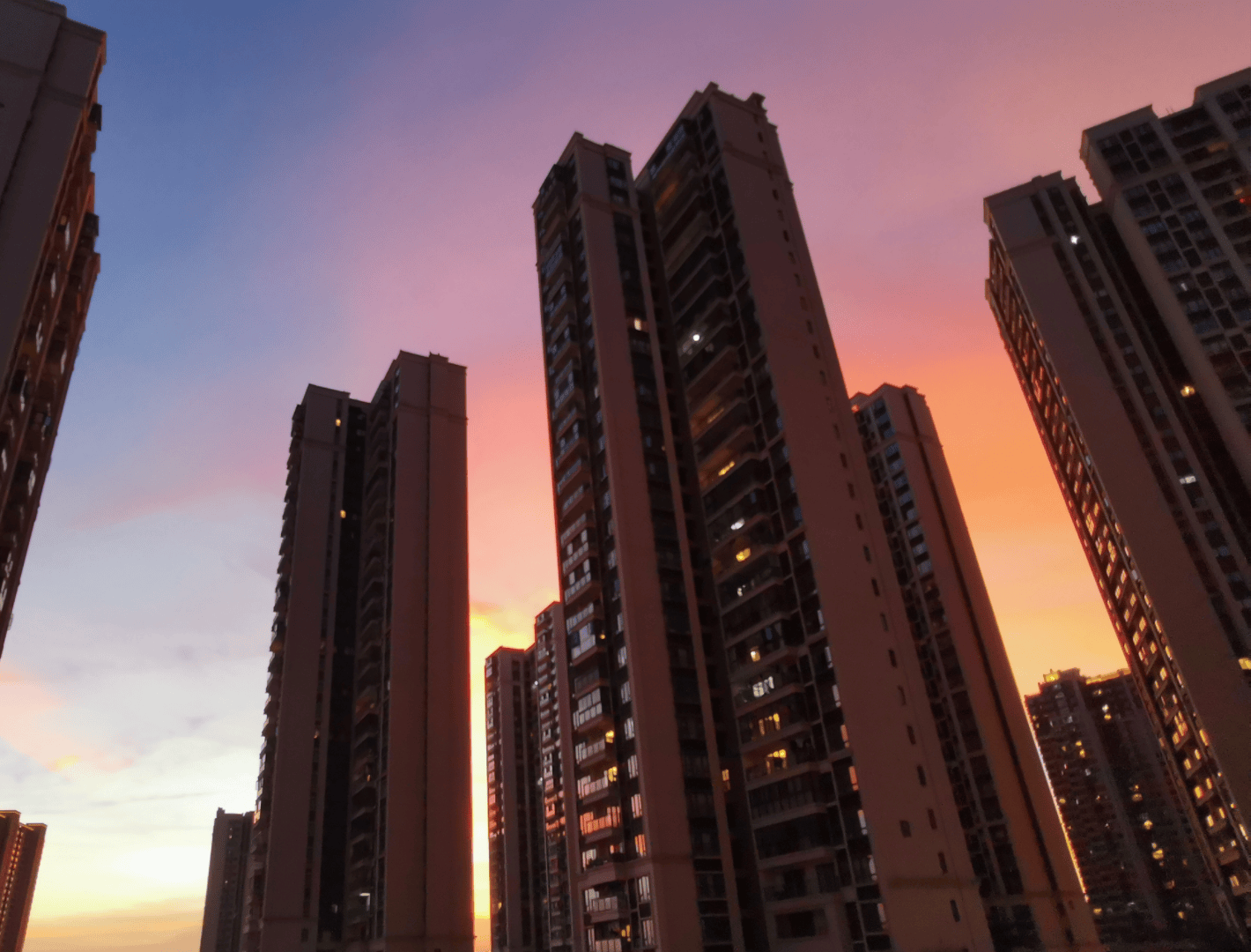 “十五五”定调未来五年房地产发展!专家解读抢鲜看